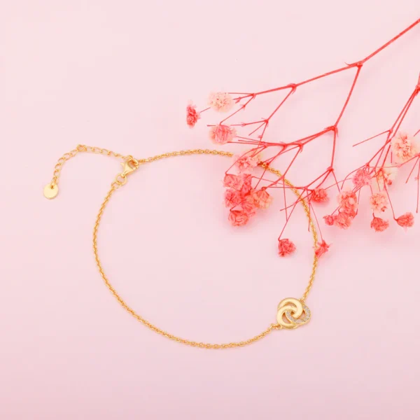 Golden Elegant Knot Anklet - Image 5