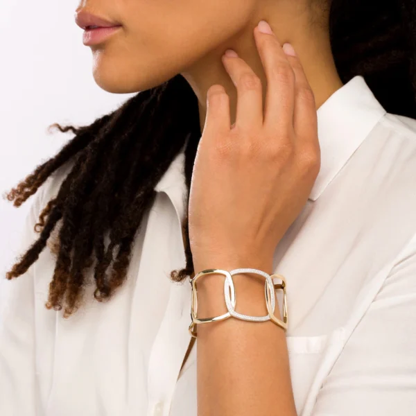T.W. Diamond Interlocking Links Cuff - Image 4